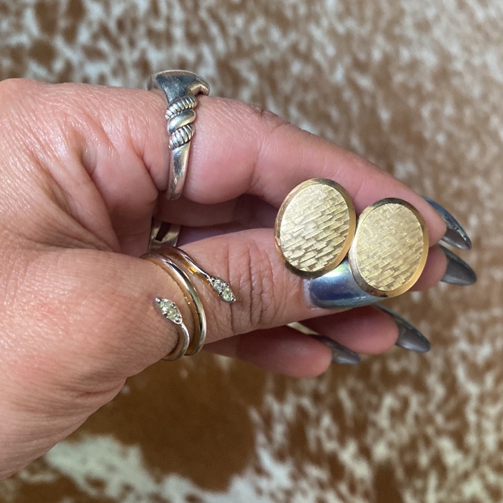 Vintage Krementz Gold-Filled Ribbed Cufflinks
